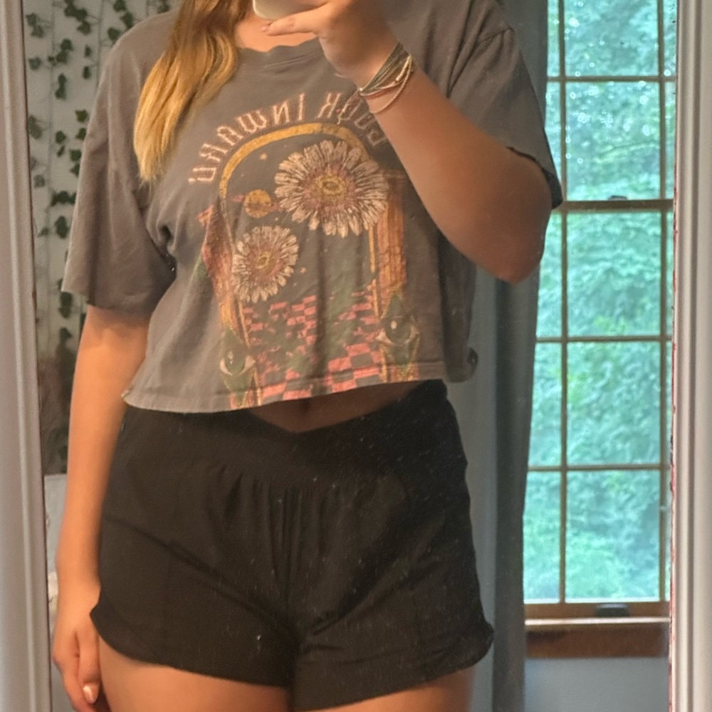 Hollister crop graphic tee